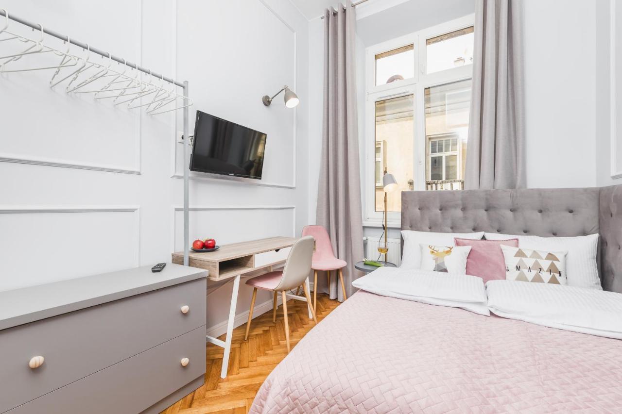 Traveler'S Best Choice - Old Town Guesthouse - By Upstairs Cracovia Esterno foto