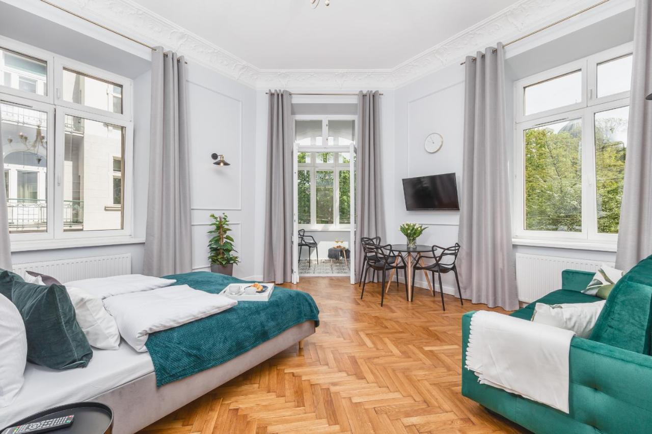 Traveler'S Best Choice - Old Town Guesthouse - By Upstairs Cracovia Esterno foto