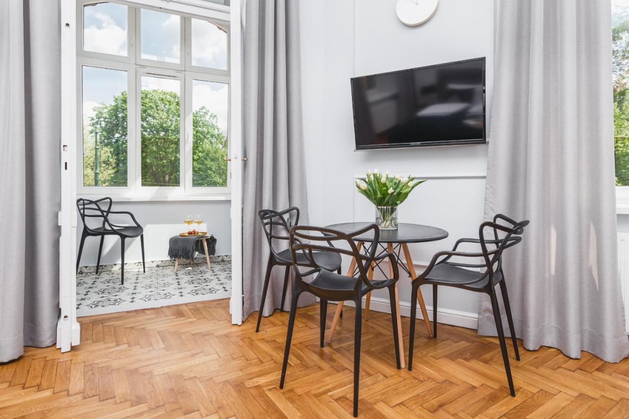 Traveler'S Best Choice - Old Town Guesthouse - By Upstairs Cracovia Esterno foto